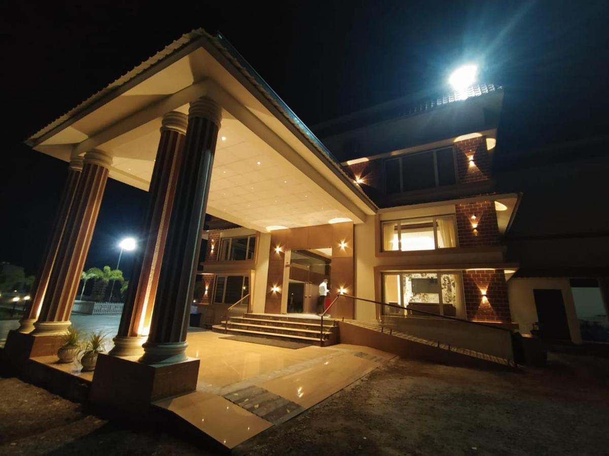 Flamingo Club And Resort Una 3 Km Away From Diu Check Post 外观 照片