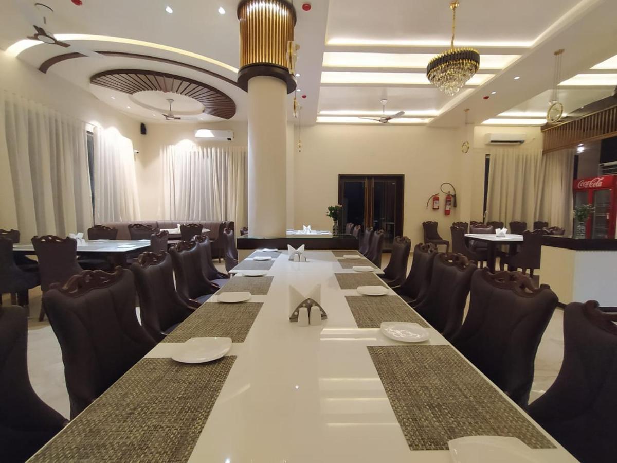 Flamingo Club And Resort Una 3 Km Away From Diu Check Post 外观 照片