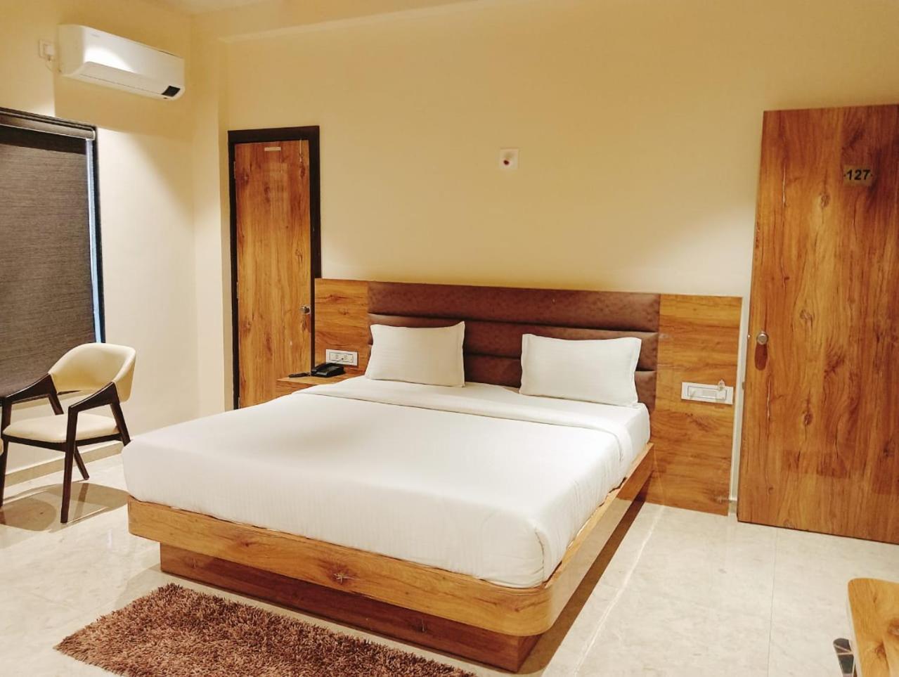 Flamingo Club And Resort Una 3 Km Away From Diu Check Post 外观 照片