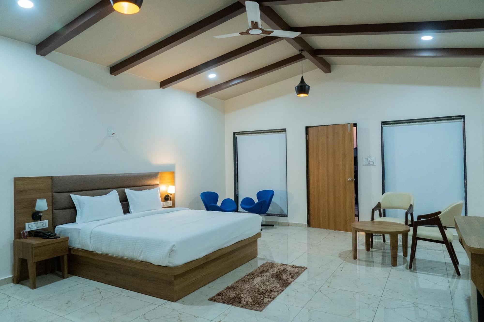 Flamingo Club And Resort Una 3 Km Away From Diu Check Post 外观 照片