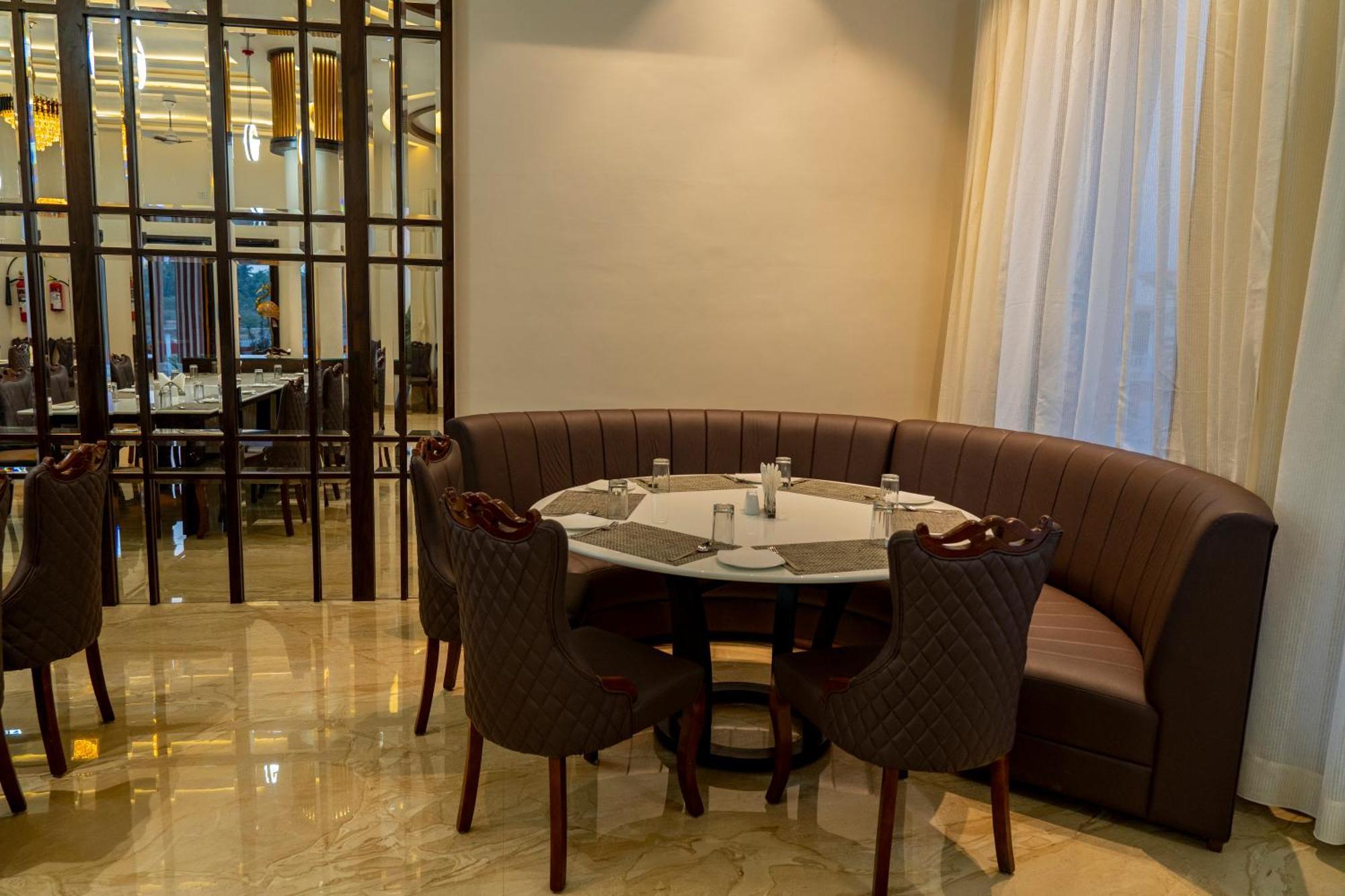 Flamingo Club And Resort Una 3 Km Away From Diu Check Post 外观 照片